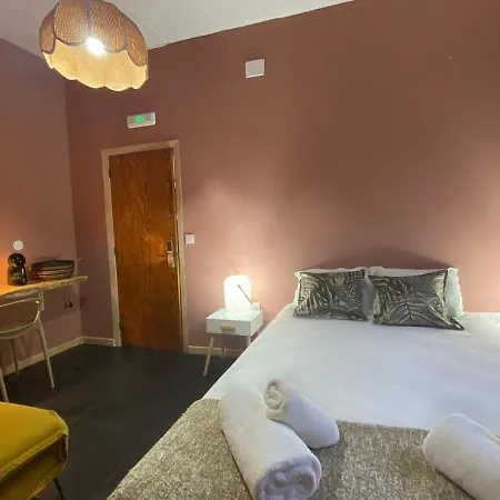 Hostel Destination *