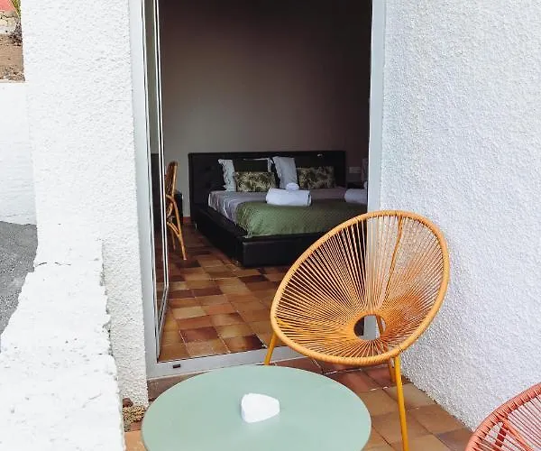 Hostal Destination *