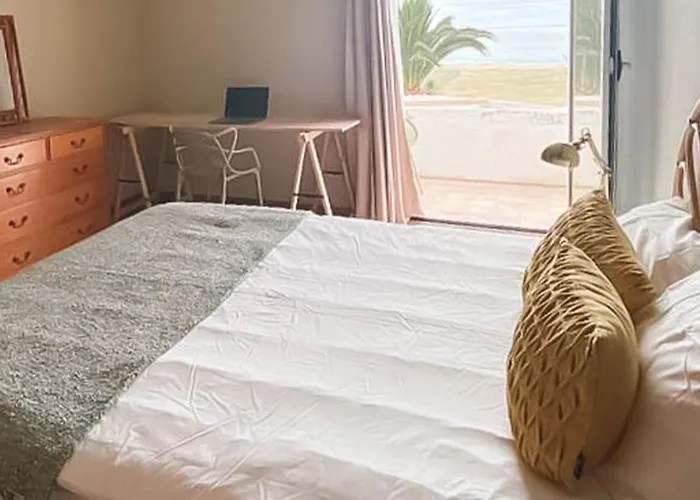 Destination Hostal Porto Santo