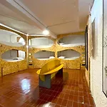 Destination Hostel