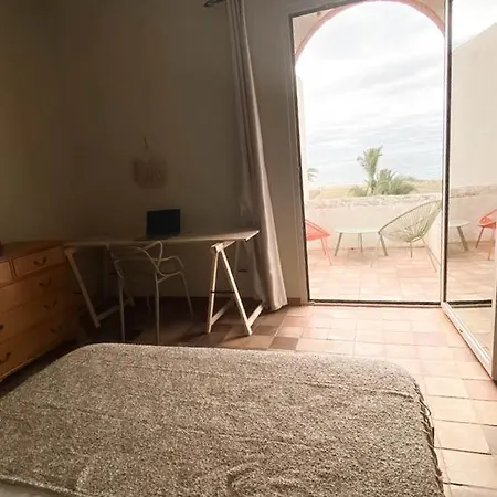 Destination Hostel *