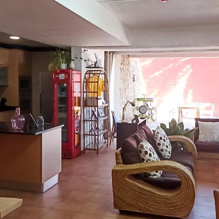 Destination Hostel