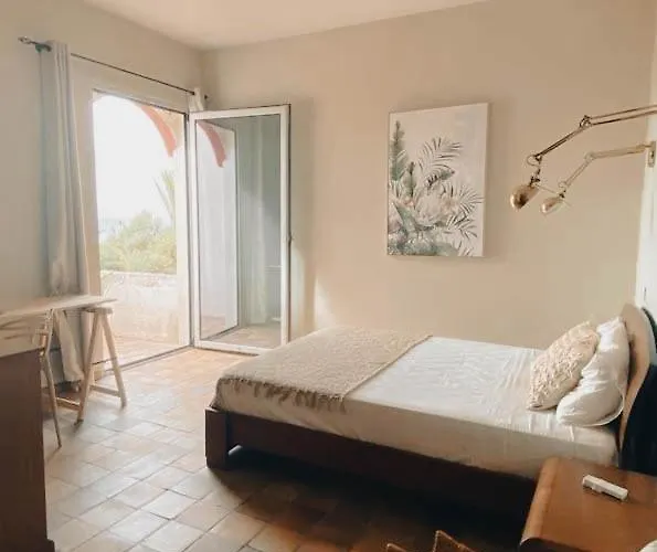 Destination 旅馆 *